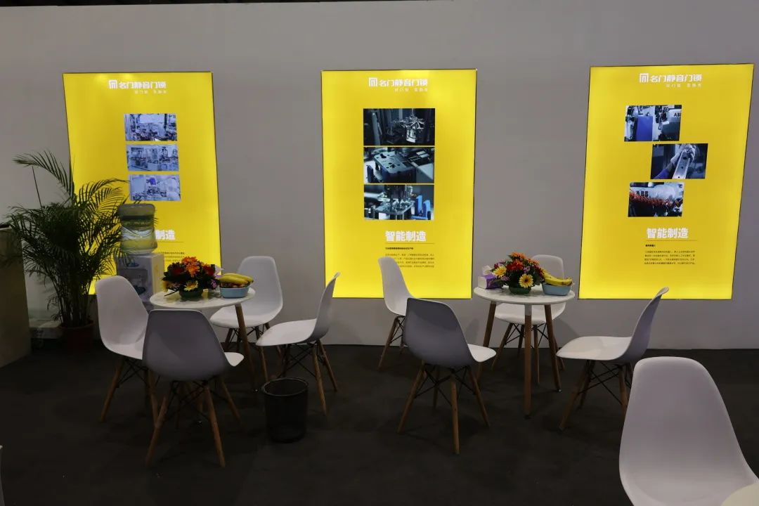 1660282599481185.jpg 0.jpg