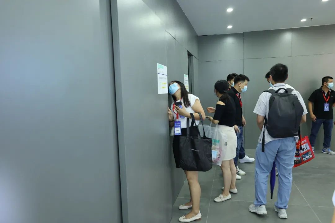 1660282985490945.jpg 3.jpg